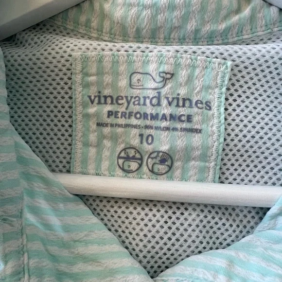 VINEYARD VINES | Harbor Romper 10 🐚 - Picture 2 of 9